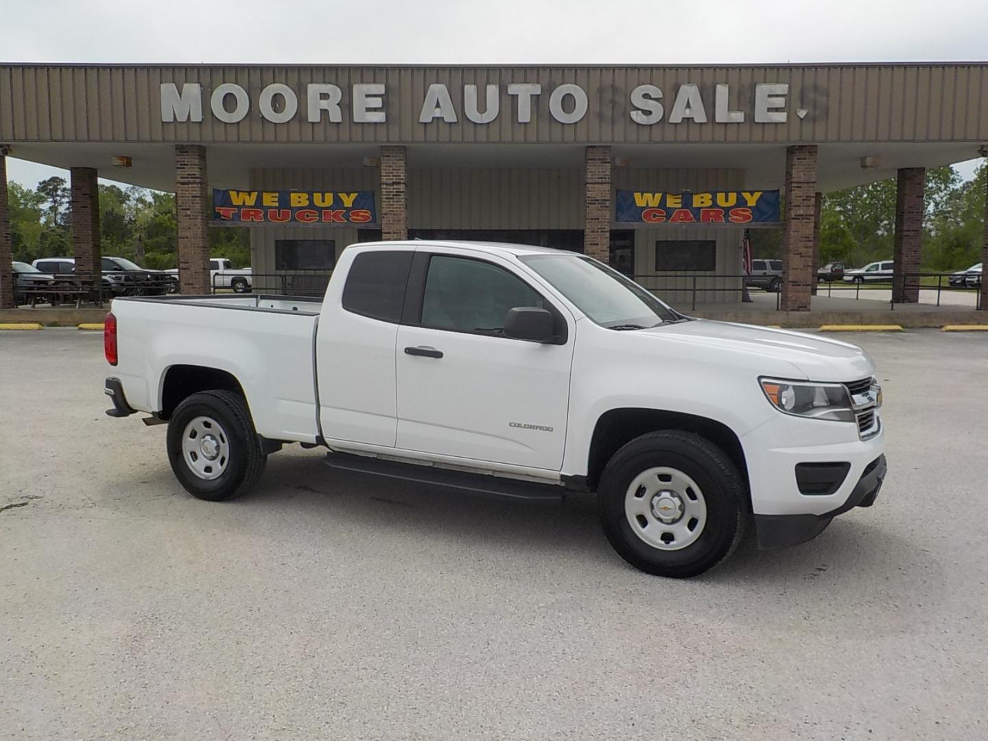 2018 White /Gray Chevrolet Colorado Work Truck Ext. Cab 2WD (1GCHSBEA6J1) with an 2.5L L4 DOHC 16V GAS engine, 6A transmission, located at 1617 W Church Street, Livingston, TX, 77351, (936) 327-3600, 30.710995, -94.951157 - Awesome little work truck! - Photo#0